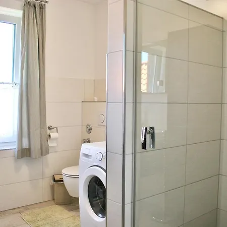 - Hof Pakirnis Апартаменты