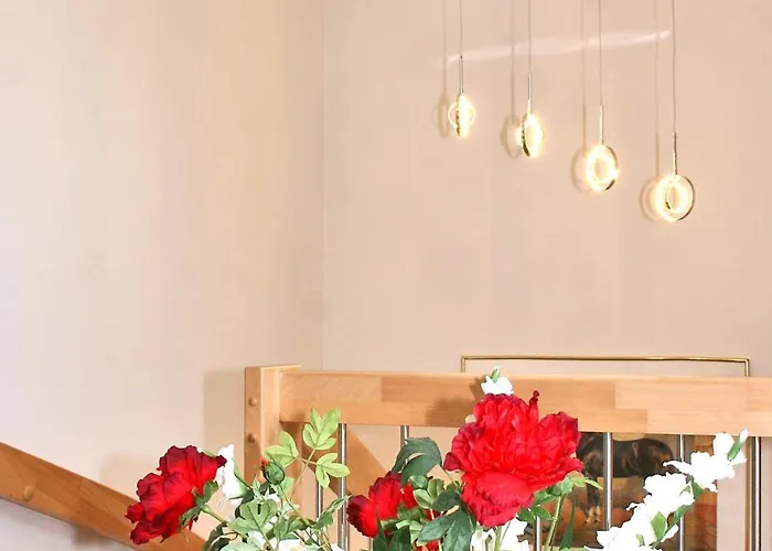 - Hof Pakirnis 아파트